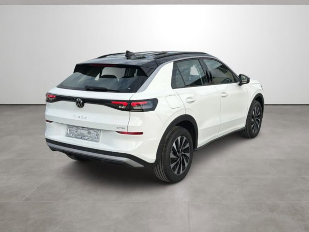 Volkswagen T-Roc 1.5 etsi Life 115cv dsg (4)