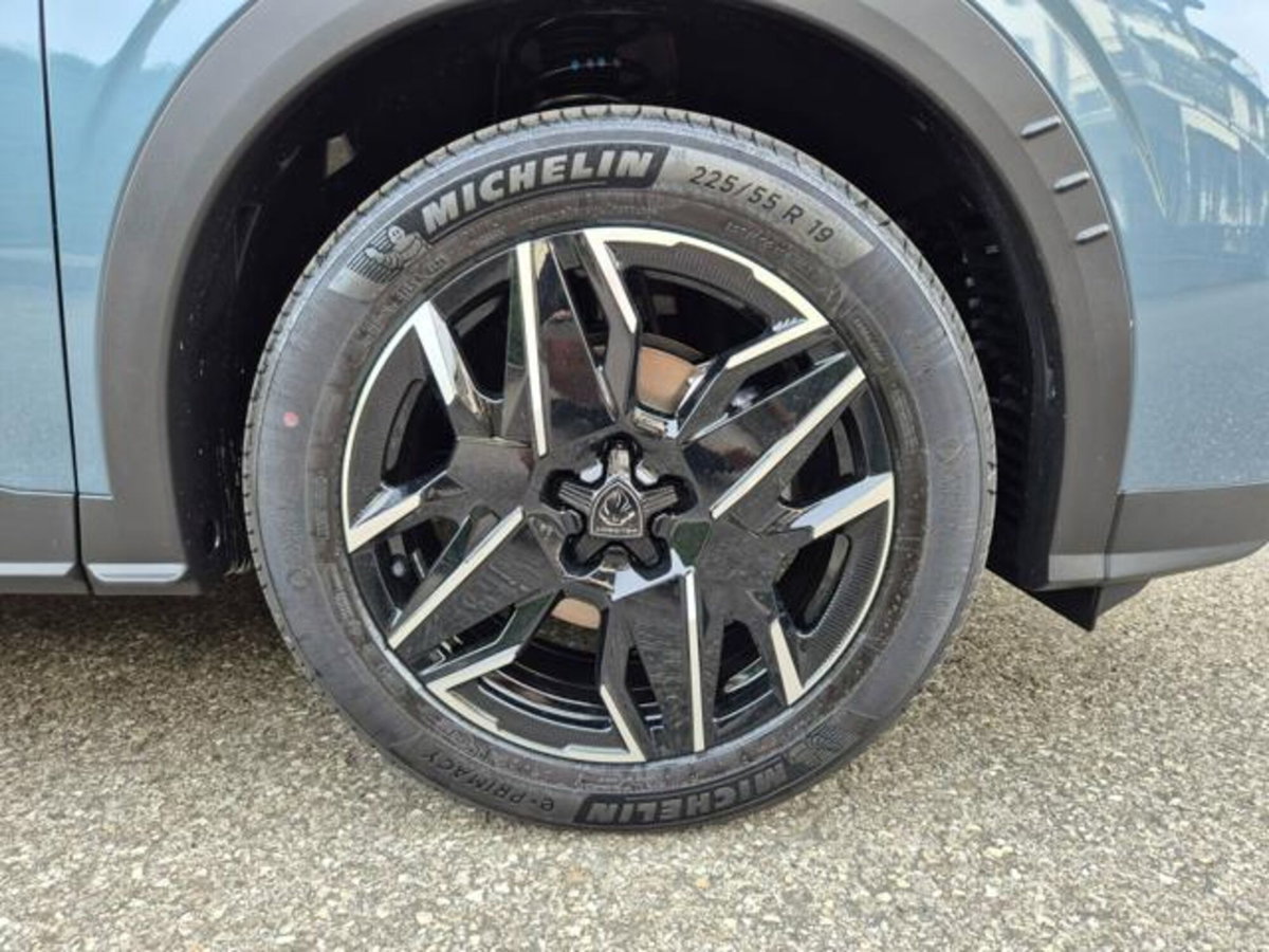 Peugeot 3008 1.2 hybrid Allure Business 145cv e-dcs6 (14)