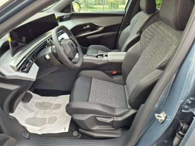 Peugeot 3008 1.2 hybrid Allure Business 145cv e-dcs6 (9)