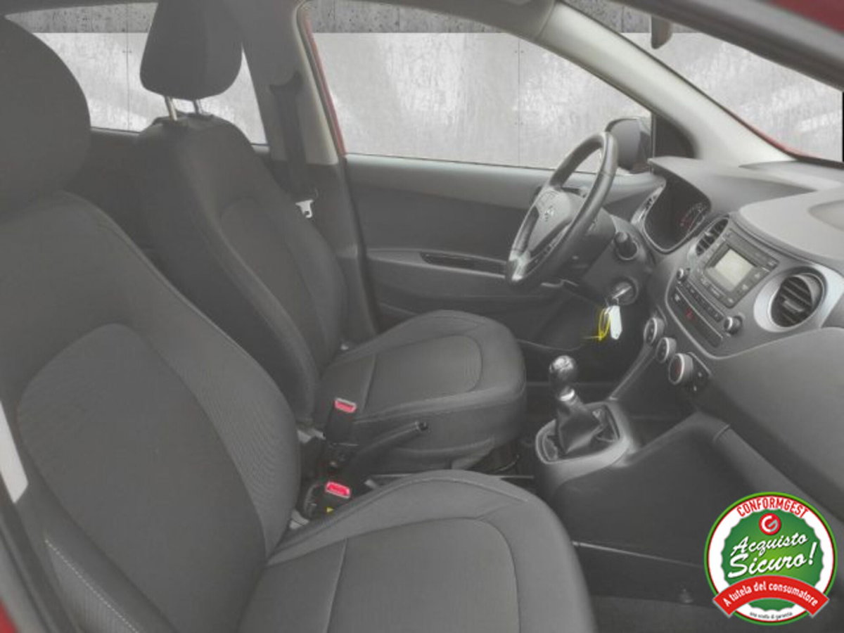 Hyundai i10 1.0 MPI Tech (17)