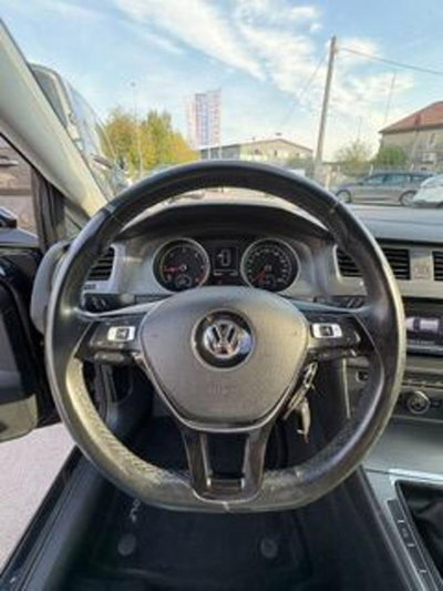 Volkswagen Golf 1.6 TDI DPF 5p. BlueMotion (9)