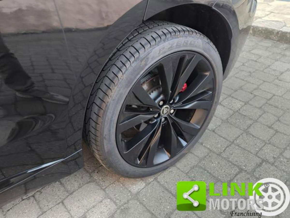 Jaguar F-Pace 2.0 D 204 CV AWD aut. R-Dynamic HSE (10)