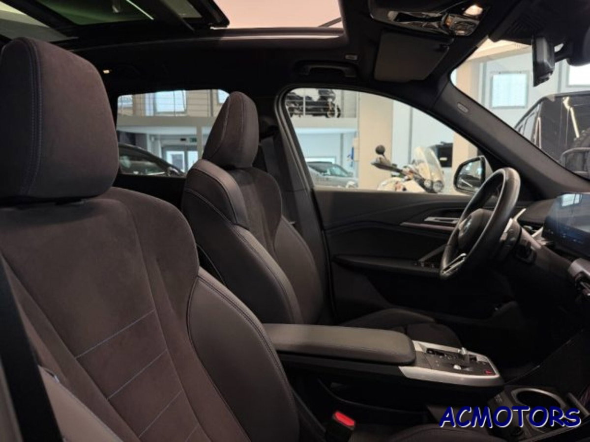 BMW X1 xDrive 23i Msport (14)