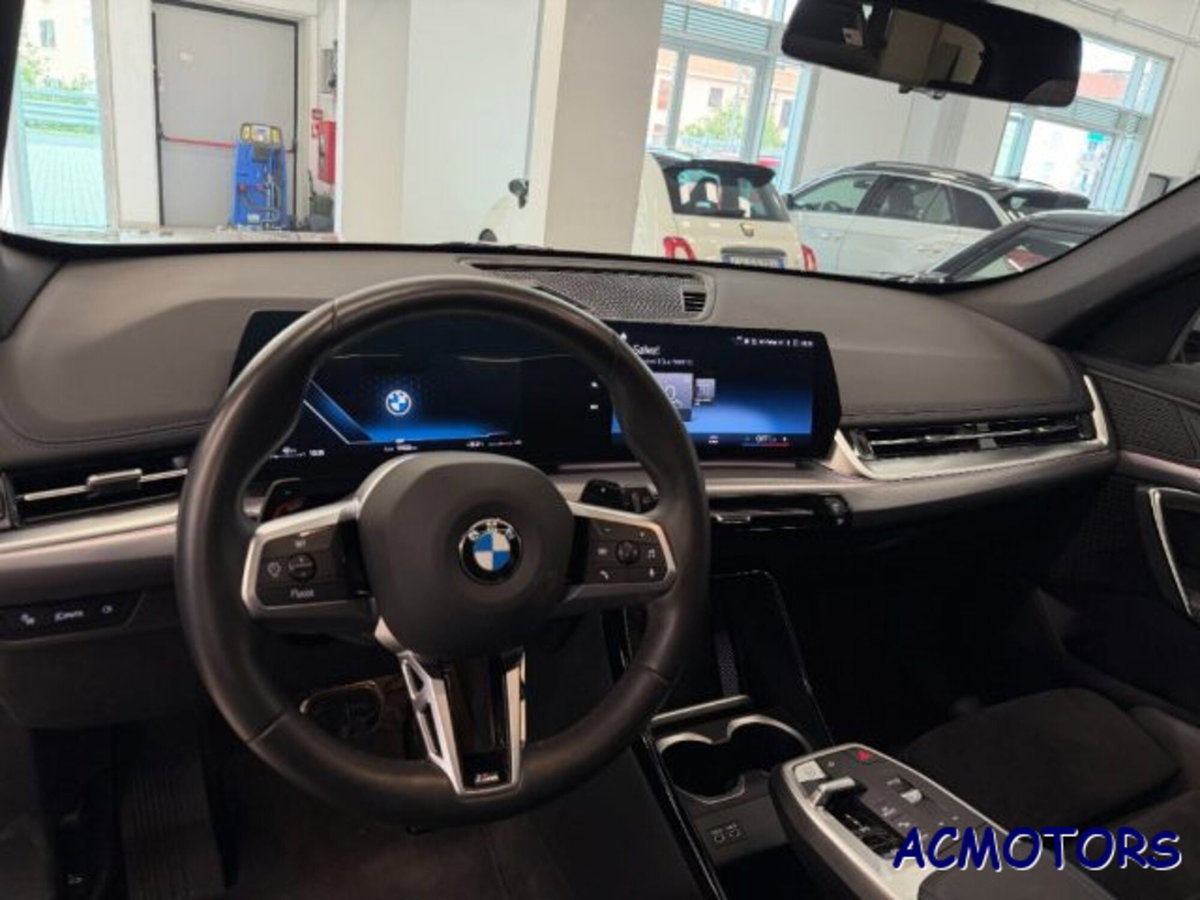 BMW X1 xDrive 23i Msport (9)