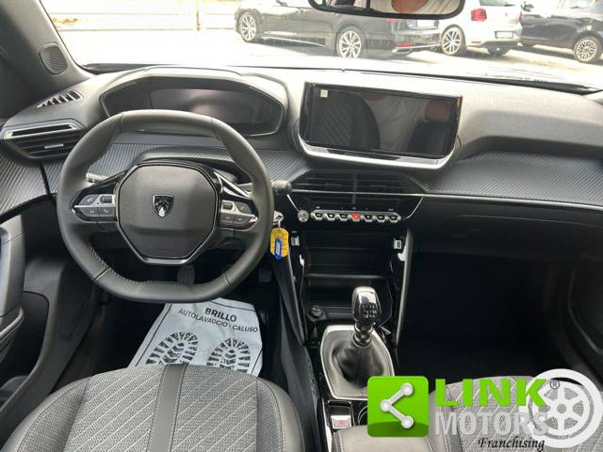 Peugeot 2008 1.2 puretech Allure s&s 100cv (11)