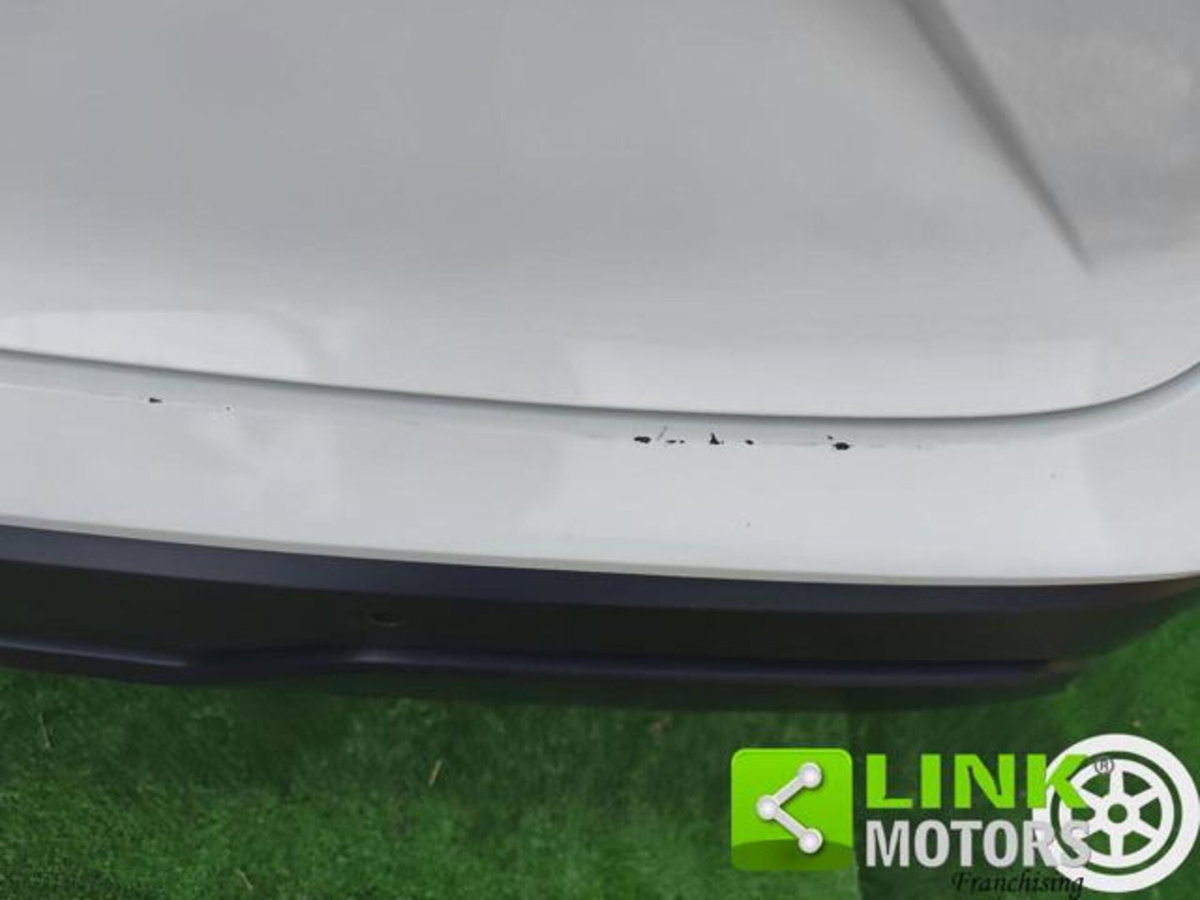 Nissan Qashqai 1.3 mhev Acenta 2wd 140cv (18)