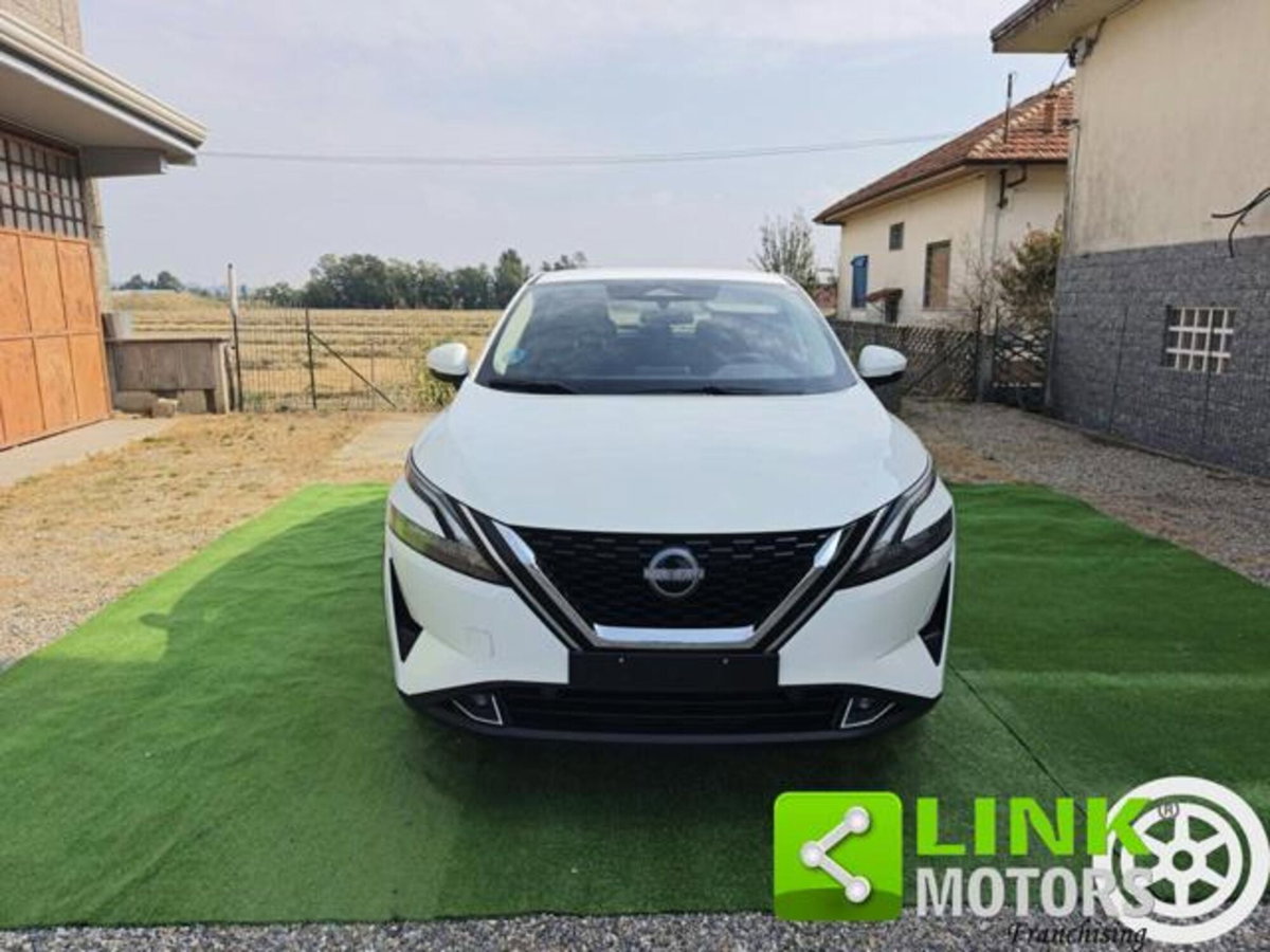Nissan Qashqai 1.3 mhev Acenta 2wd 140cv (2)