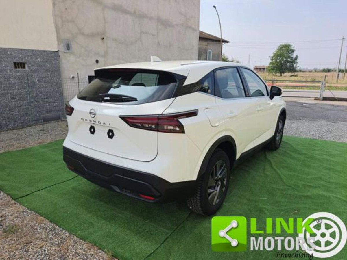 Nissan Qashqai 1.3 mhev Acenta 2wd 140cv (5)