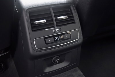 Audi A4 Avant 35 2.0 tdi mhev Business Advanced 163cv s-tronic (20)