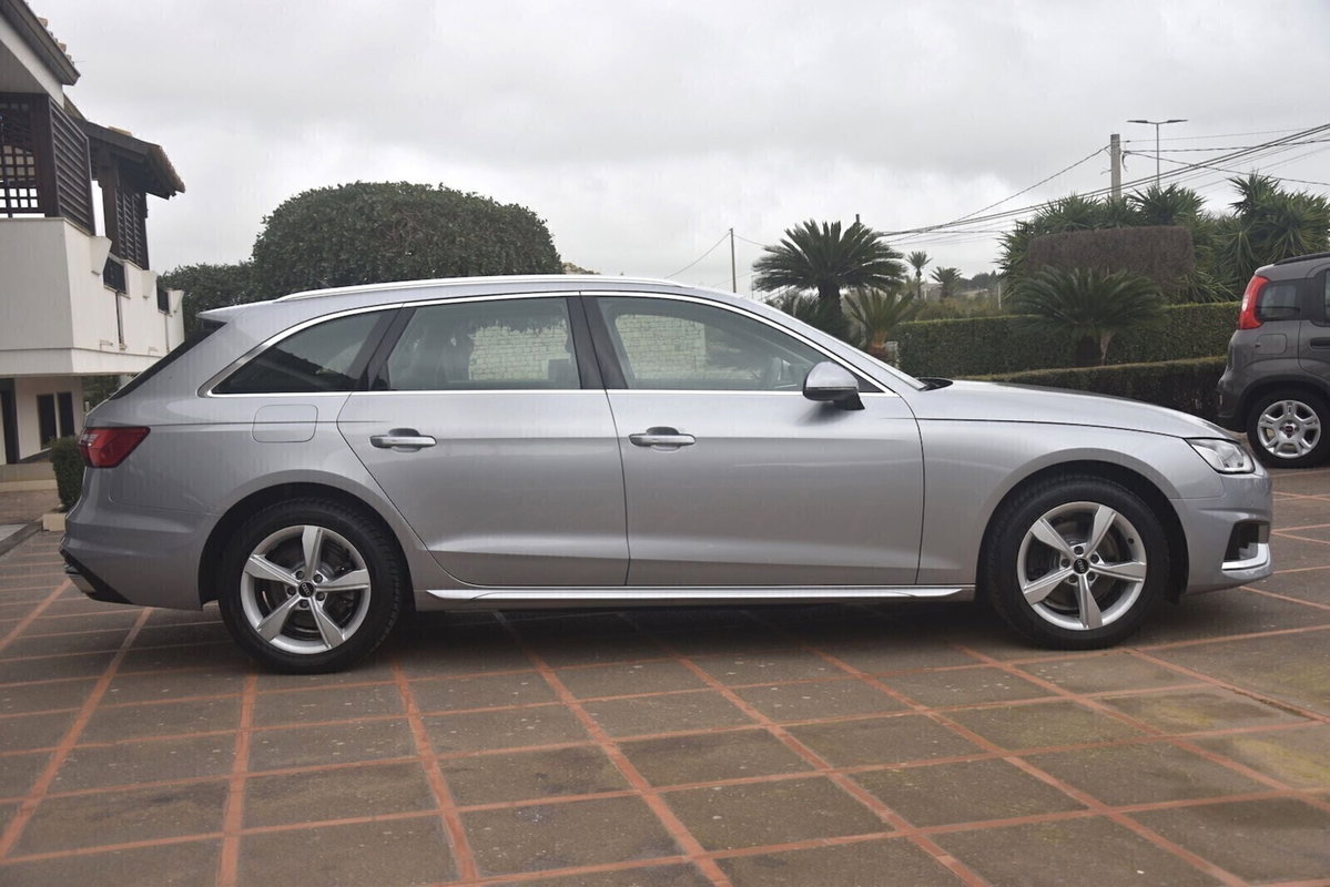 Audi A4 Avant 35 2.0 tdi mhev Business Advanced 163cv s-tronic (4)
