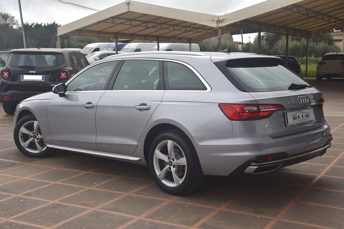 Audi A4 Avant 35 2.0 tdi mhev Business Advanced 163cv s-tronic (5)