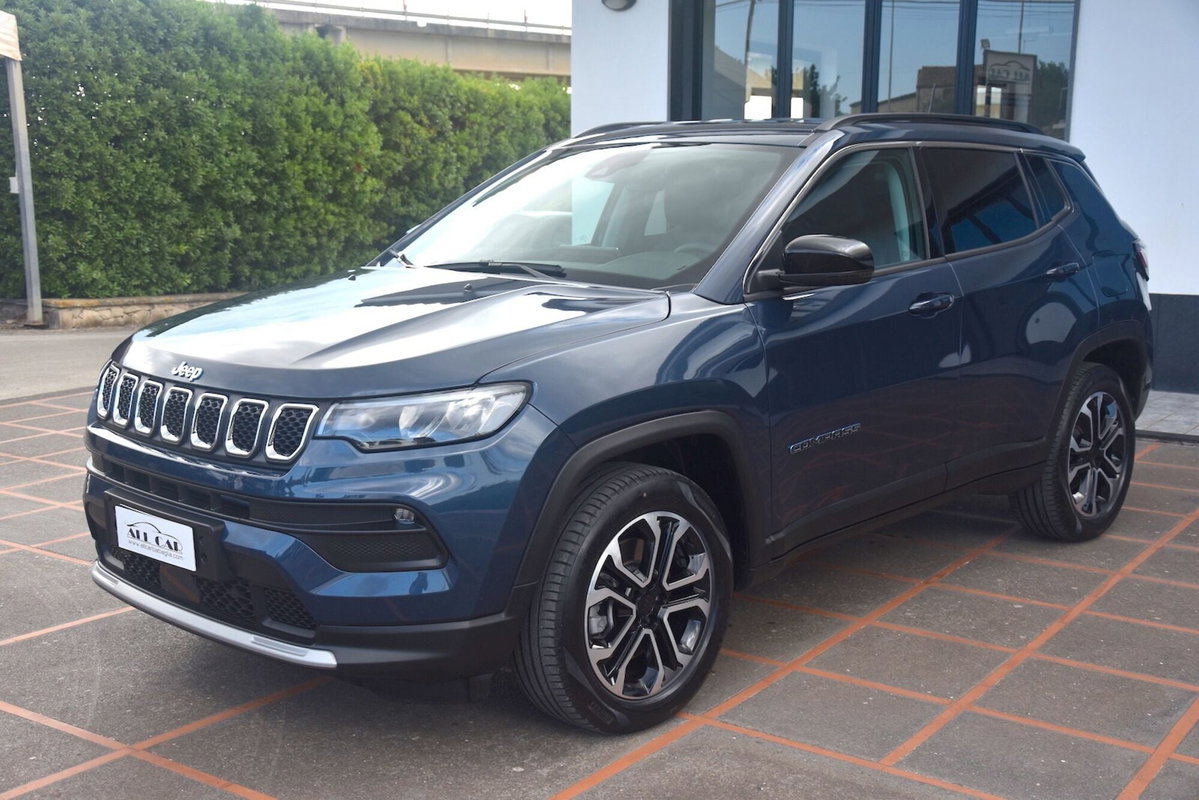 Jeep Compass 1.3 T4 190CV PHEV AT6 4xe Limited (3)