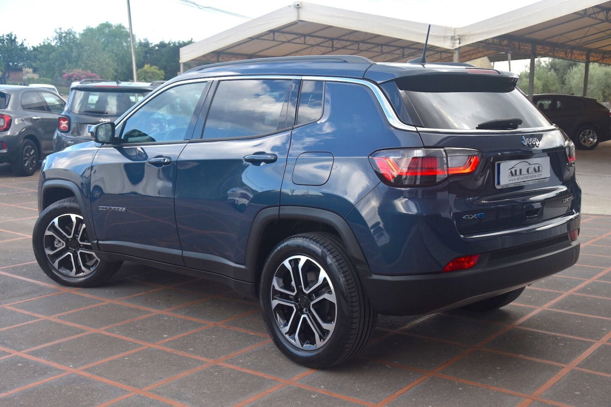 Jeep Compass 1.3 T4 190CV PHEV AT6 4xe Limited (5)