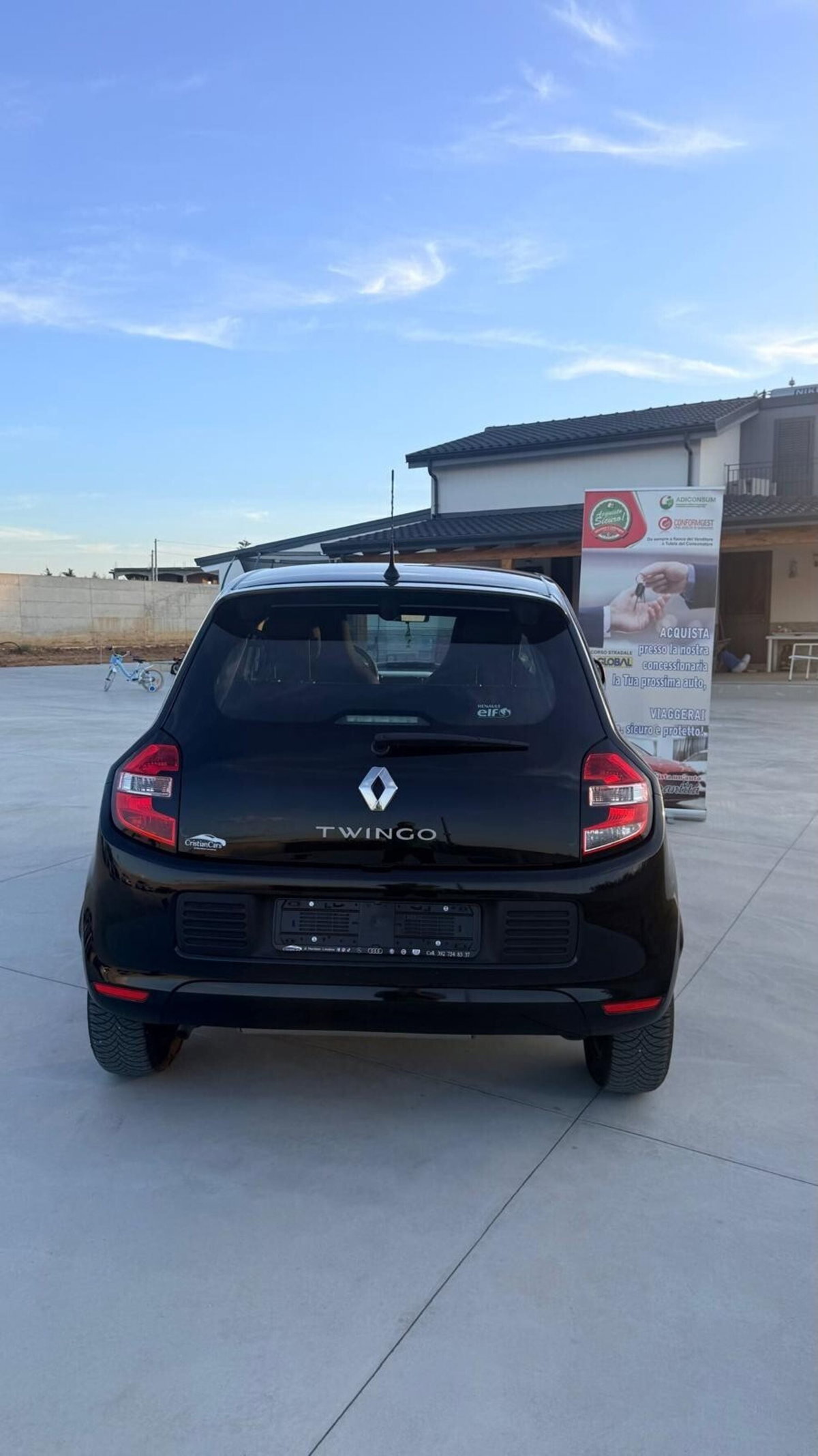 Renault Twingo 1.0 SCe Live (9)