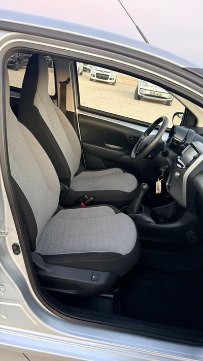 Citroen C1 C1 PureTech 82 5 porte Shine (14)