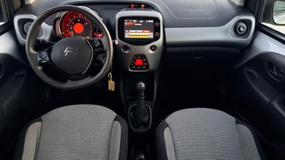 Citroen C1 C1 PureTech 82 5 porte Shine (15)