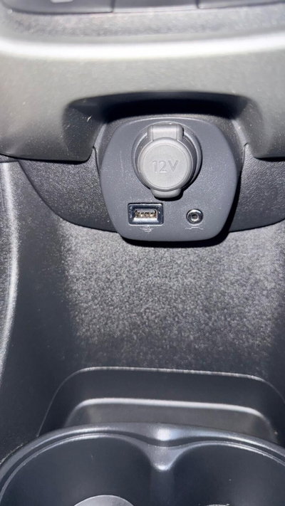 Citroen C1 C1 PureTech 82 5 porte Shine (16)