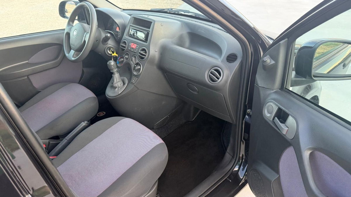 Fiat Panda 1.2 Emotion (11)