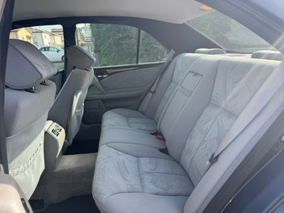 Mercedes-Benz Classe E 200 cat Avantgarde (13)