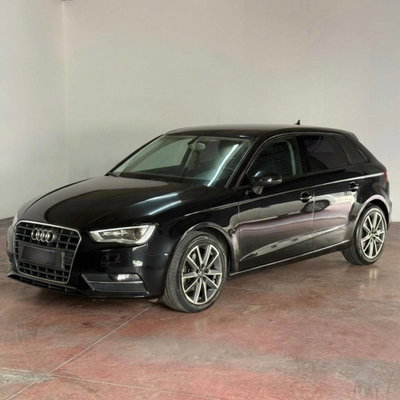 Audi A3 Sportback 1.6 TDI 105 CV CR S tronic Ambiente usata
