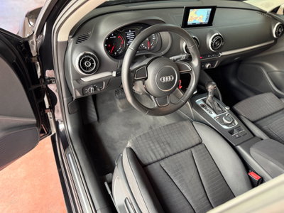 Audi A3 Sportback 1.6 TDI 105 CV CR S tronic Ambiente (17)