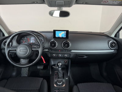 Audi A3 Sportback 1.6 TDI 105 CV CR S tronic Ambiente (18)
