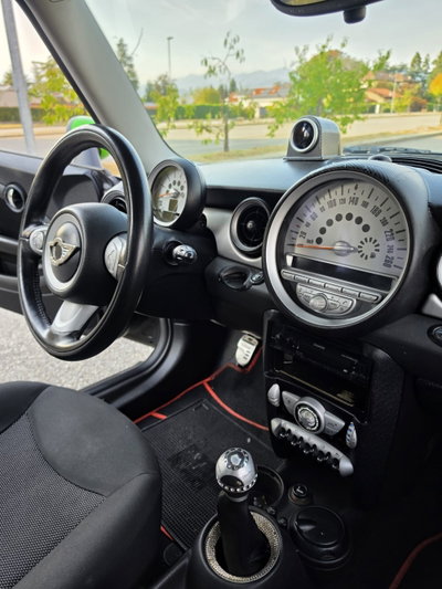 MINI Mini 1.6 16V Cooper D Chili (15)