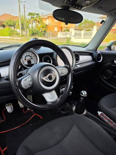 MINI Mini 1.6 16V Cooper D Chili (17)