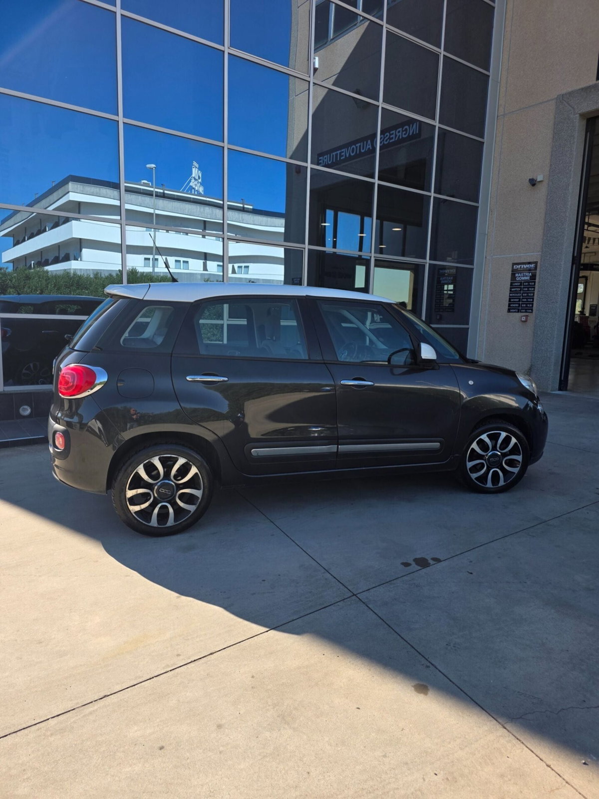 Fiat 500L 1.6 Multijet 105 CV Panoramic Edition Grigio Moda (3)