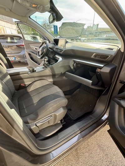 Peugeot 3008 BlueHDi 130 S&S Allure (16)