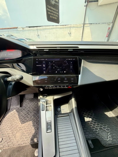 Peugeot 308 SW BlueHDi 130 S&S EAT8 Allure Pack (13)