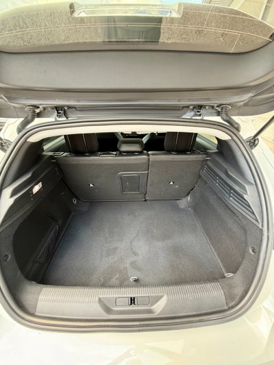 Peugeot 308 SW BlueHDi 130 S&S EAT8 Allure Pack (20)