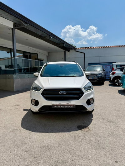 Ford Kuga 1.5 TDCI 120 CV S&S 2WD ST-Line (2)