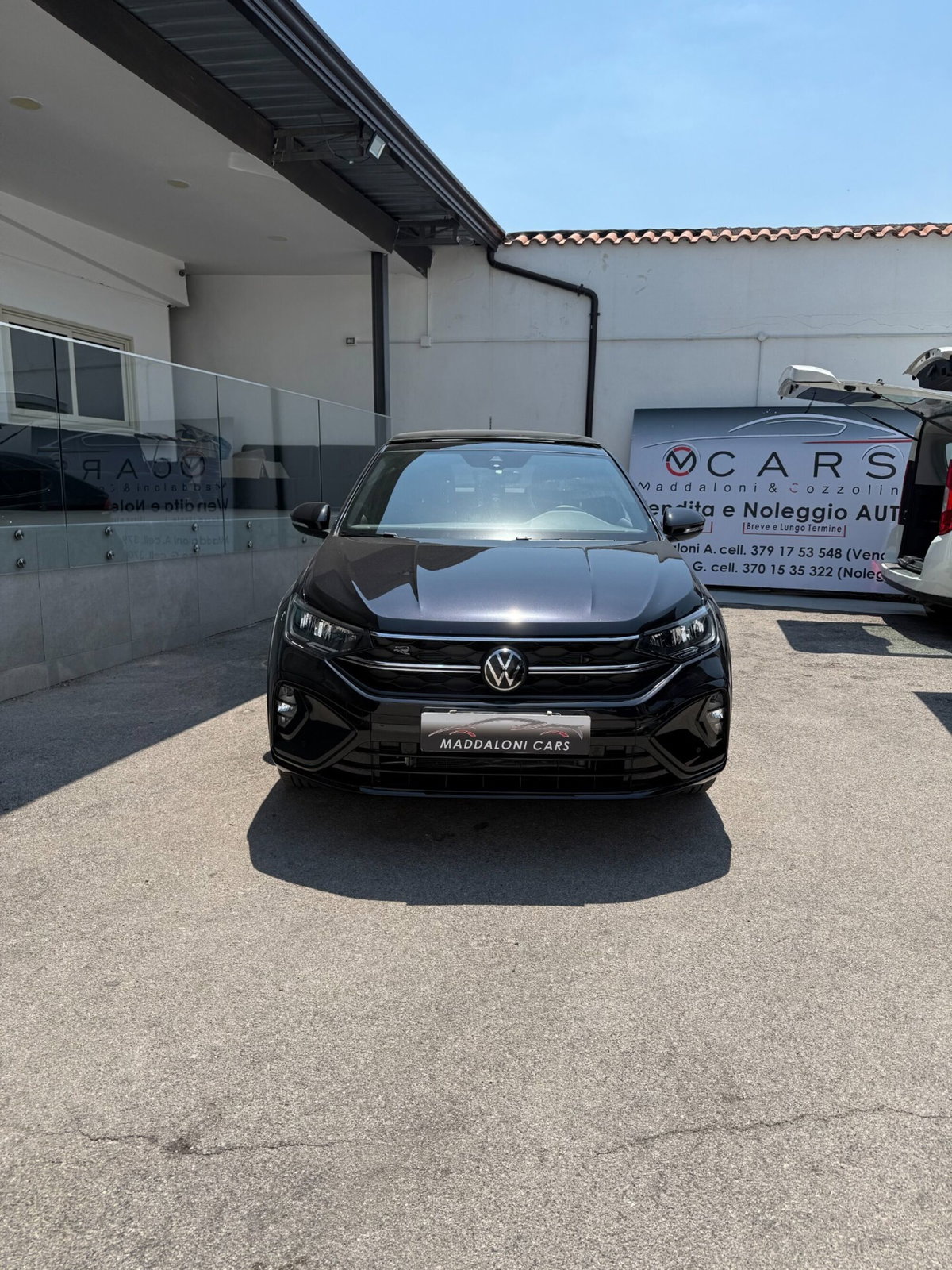 Volkswagen Taigo 1.0 TSI 110 CV DSG R-Line (2)