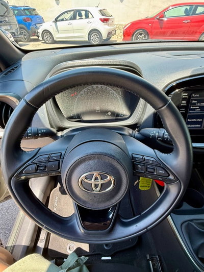 Toyota Aygo X 1.0 VVT-i 72 CV 5 porte Limited Air (12)