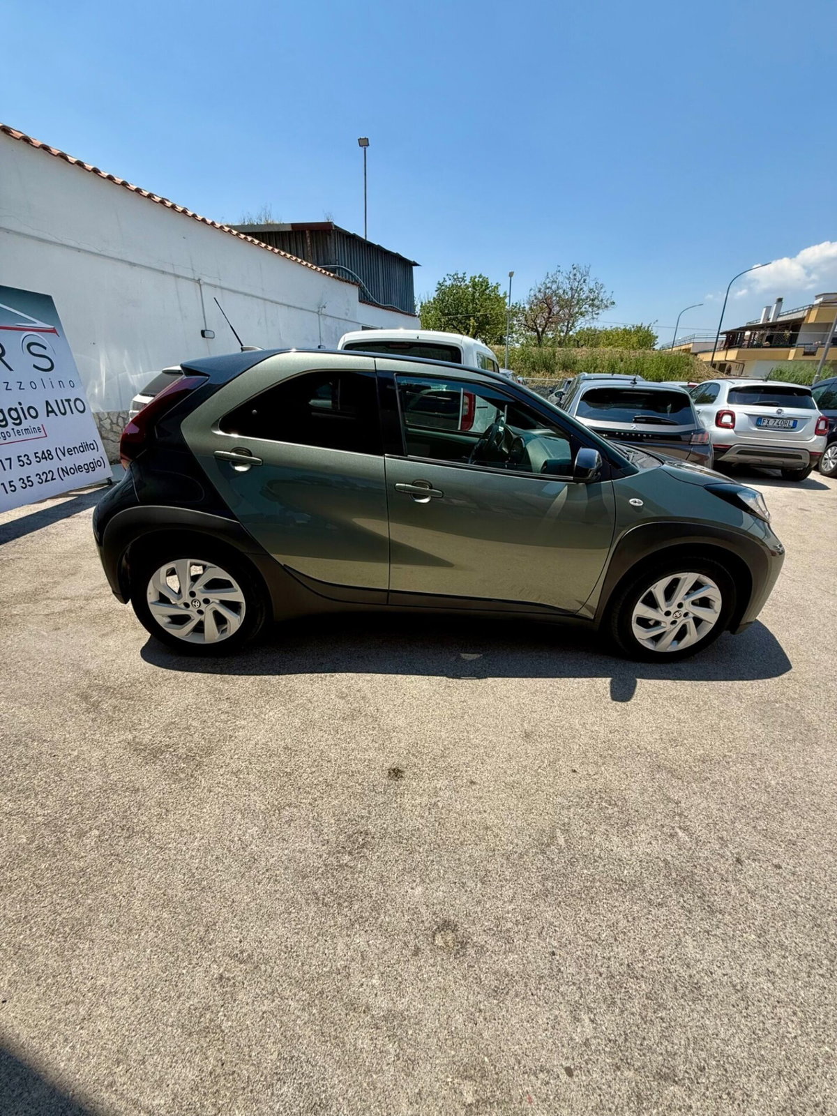 Toyota Aygo X 1.0 VVT-i 72 CV 5 porte Limited Air (4)