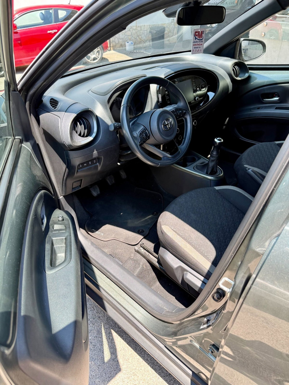 Toyota Aygo X 1.0 VVT-i 72 CV 5 porte Limited Air (8)