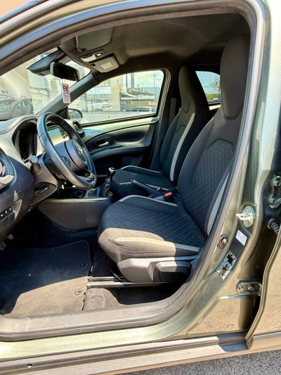 Toyota Aygo X 1.0 VVT-i 72 CV 5 porte Limited Air (9)