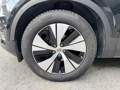 Volvo XC40 T3 Momentum Pro (6)