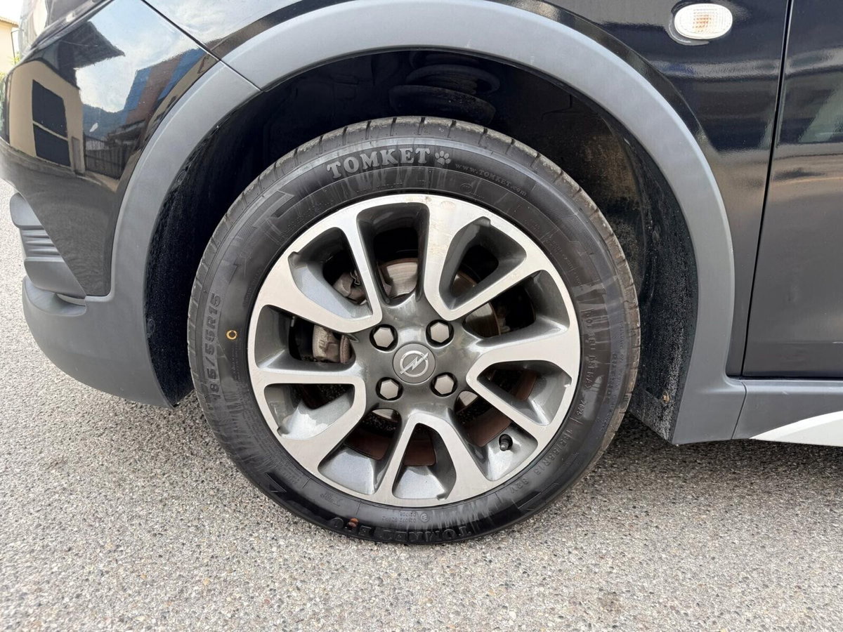 Opel Karl Rocks 1.0 73 CV (6)