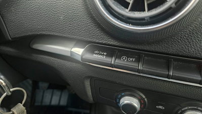 Audi A3 Sportback 1.6 TDI Business (14)