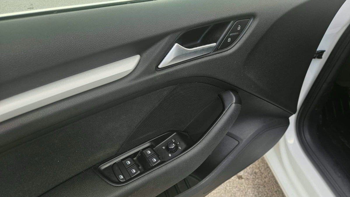 Audi A3 Sportback 1.6 TDI Business (18)