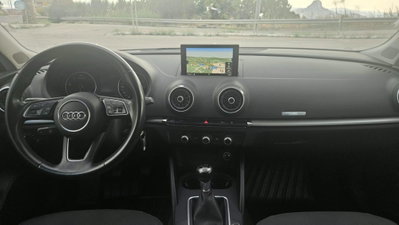 Audi A3 Sportback 1.6 TDI Business (9)
