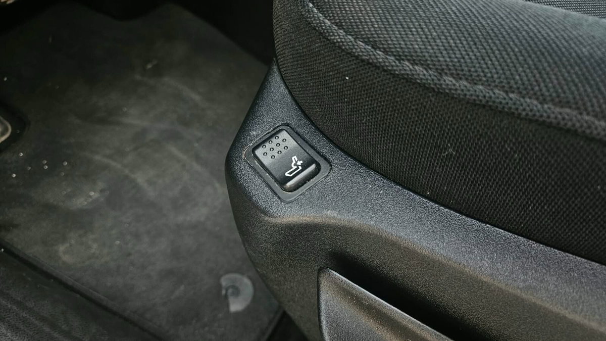 Jeep Renegade 1.6 Mjt 120 CV Longitude (16)