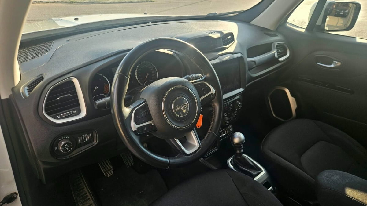 Jeep Renegade 1.6 Mjt 120 CV Longitude (5)