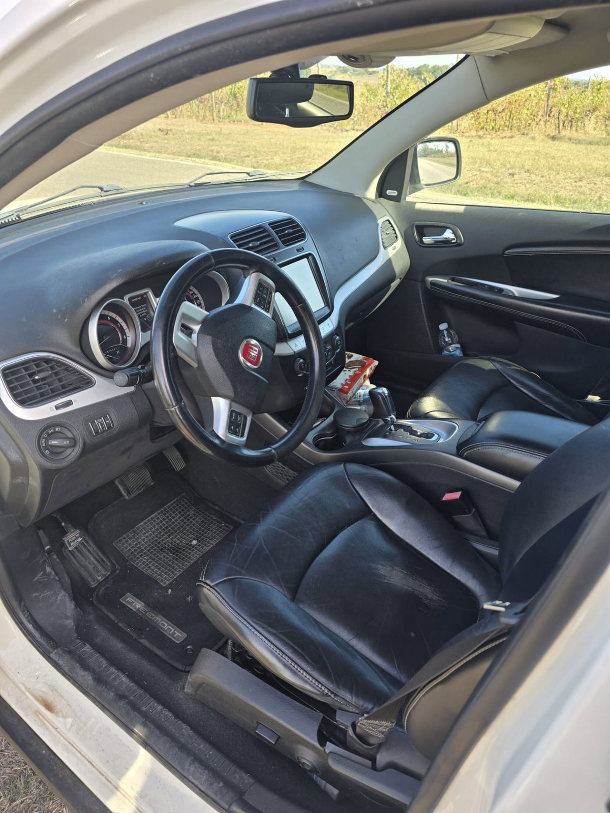 Fiat Freemont 2.0 Mjt 170 CV 4x4 Automatica Lounge (3)