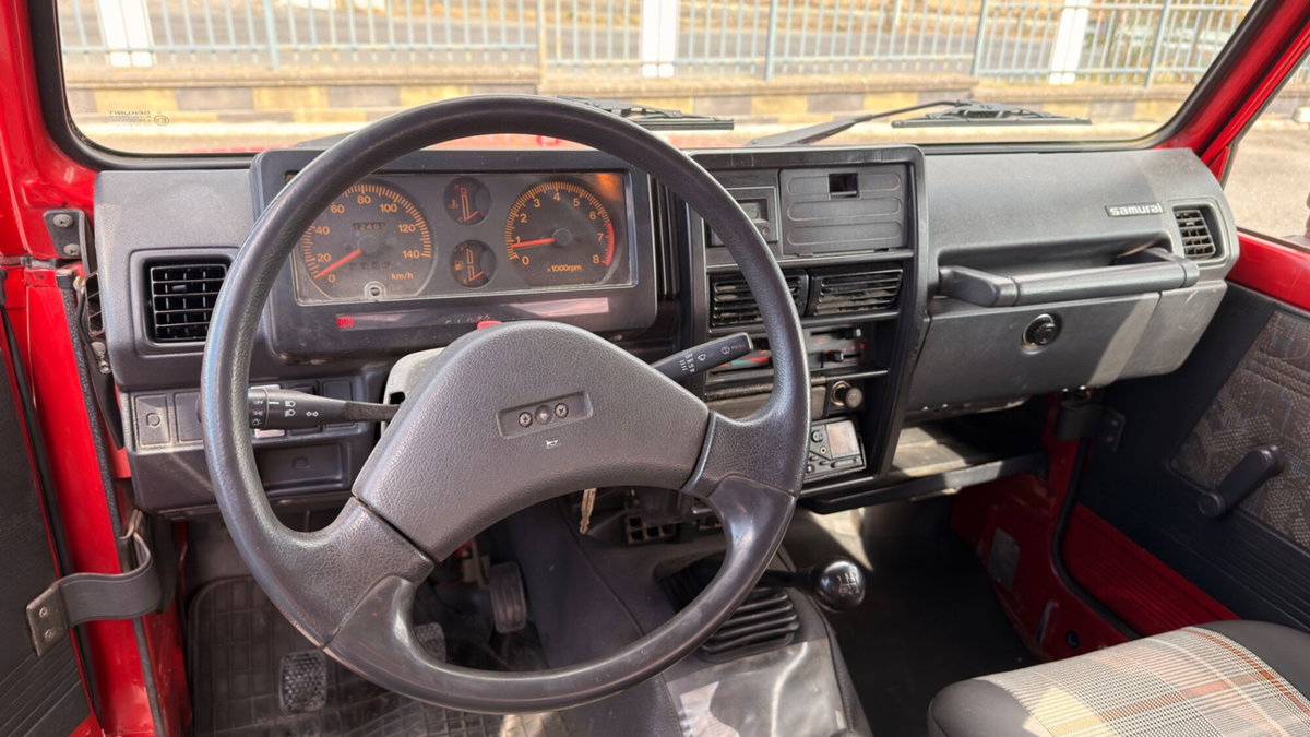 Suzuki Samurai 1.3i cat Berlina De Luxe S (5)