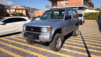 Mitsubishi Pajero 2.5 TDI Metal-top S. Select GLX (2)