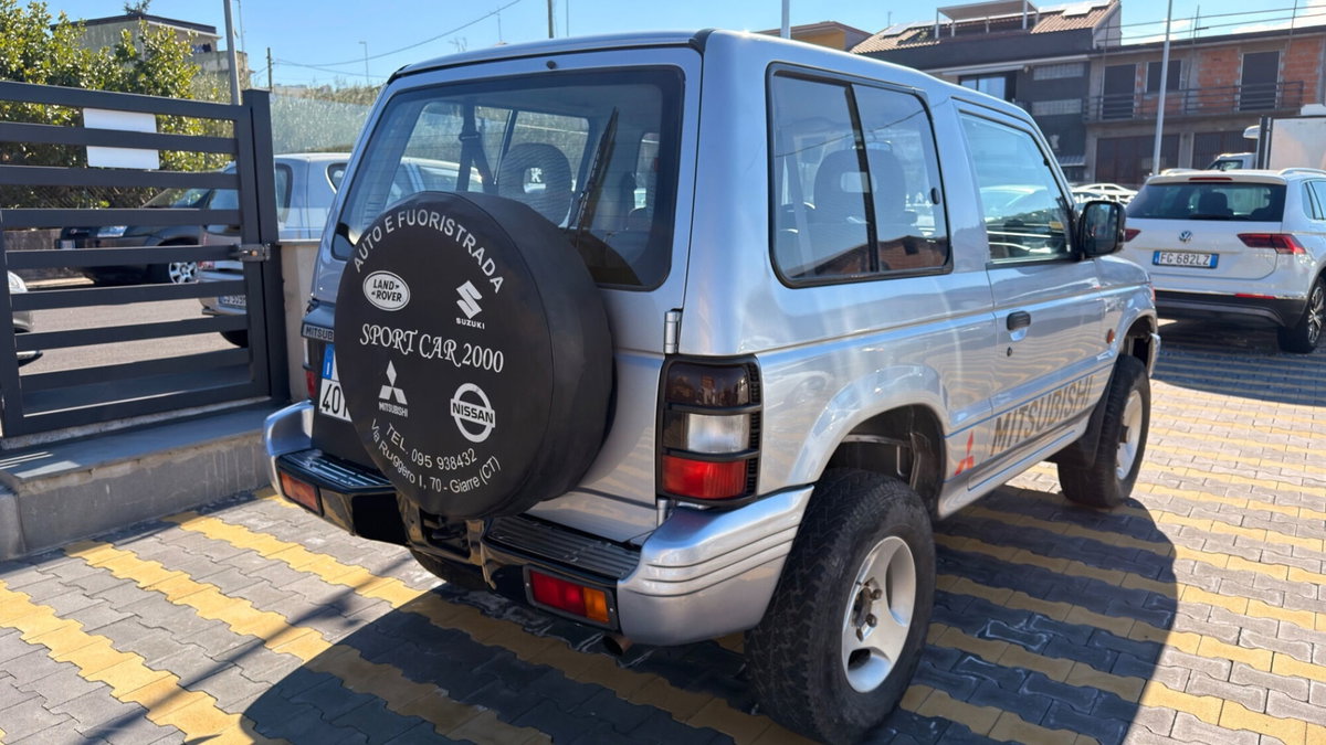 Mitsubishi Pajero 2.5 TDI Metal-top S. Select GLX (3)