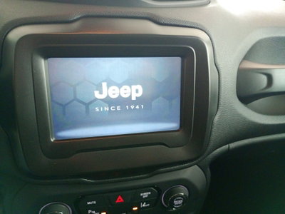 Jeep Renegade 1.6 Mjt 130 CV Limited (13)